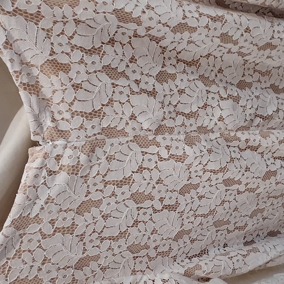 Boho White Lace with Beige Lining with Long Sleeve and a Tie Tassel Front Size L - Picture 6 of 9